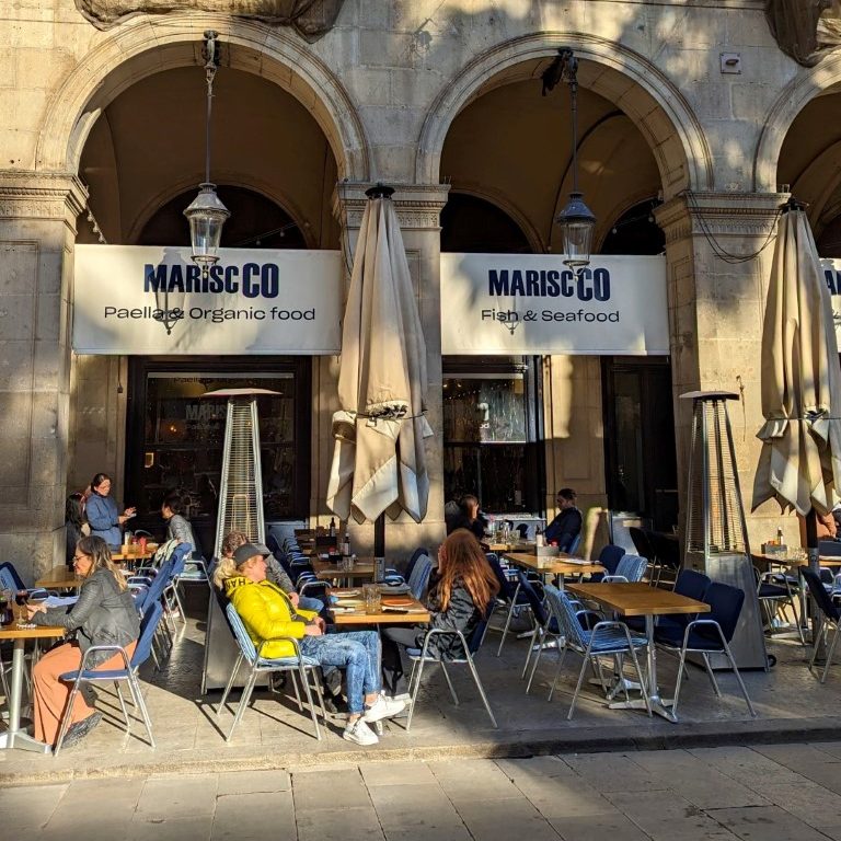 outdoor-restaurant-barcelona